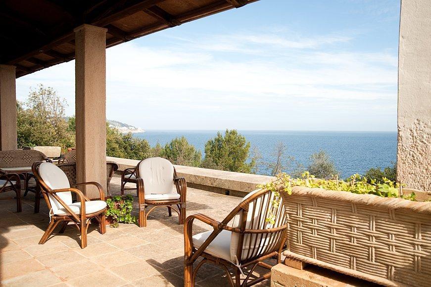 Rez de chaussée - Patio avec vue sur la mer